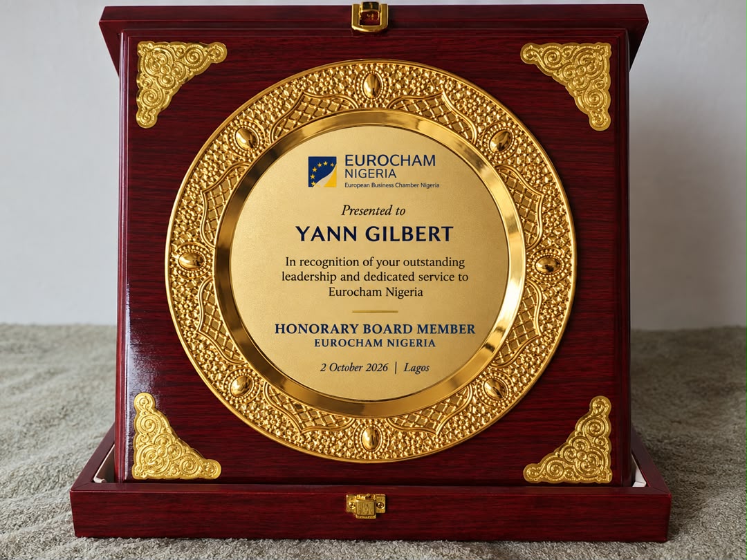 Box wooden award